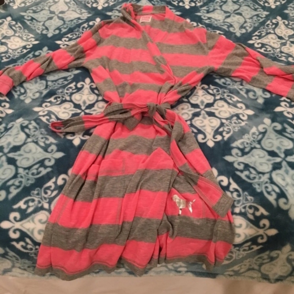 VS Robe